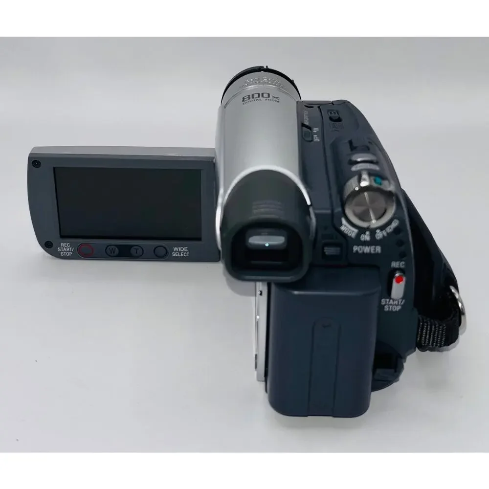 Sony Handycam DCR-HC46 Camcorder LCD Screen 12x Zoom All Accessories/Cords/Tapes
